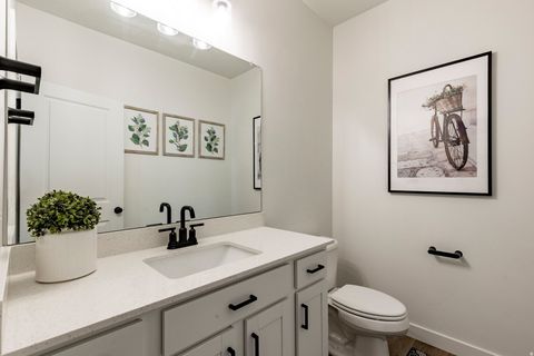Tiny photo for 712 W BLUE MOUNTAIN DR, Saratoga Springs, UT 84045 (MLS # 2150267)
