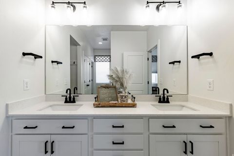 Tiny photo for 712 W BLUE MOUNTAIN DR, Saratoga Springs, UT 84045 (MLS # 2150267)