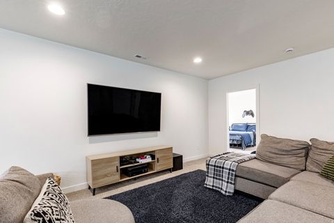 Tiny photo for 712 W BLUE MOUNTAIN DR, Saratoga Springs, UT 84045 (MLS # 2150267)