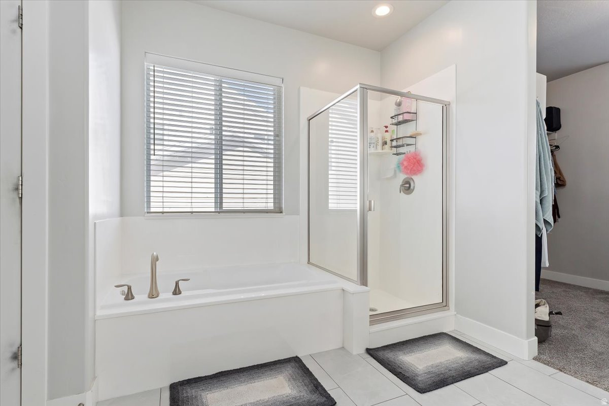 HIDDEN CANYON - Residential