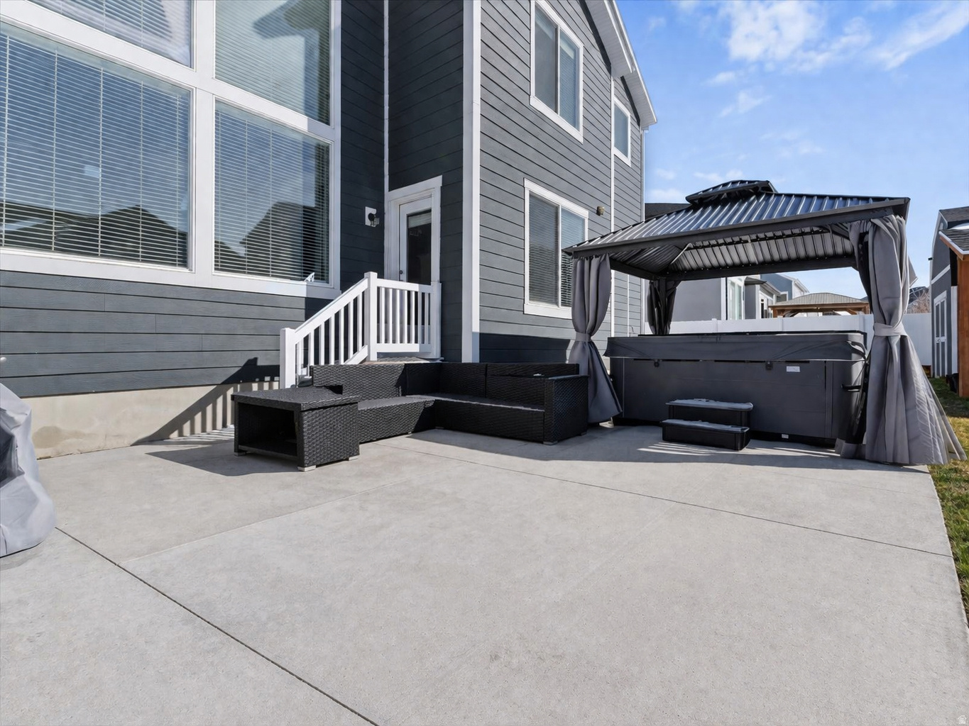 HIDDEN CANYON - Residential