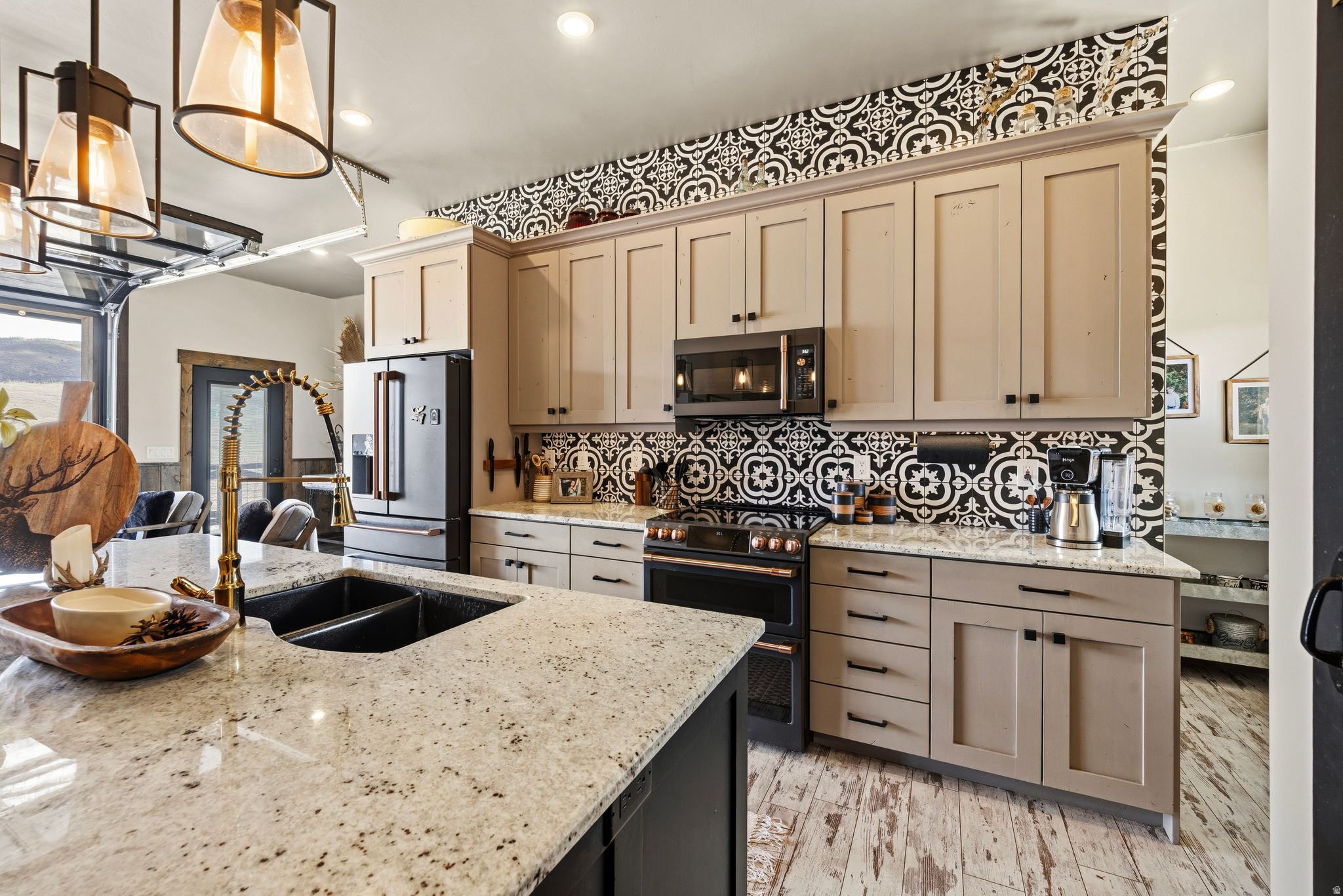 TIMBER LAKES - Residential