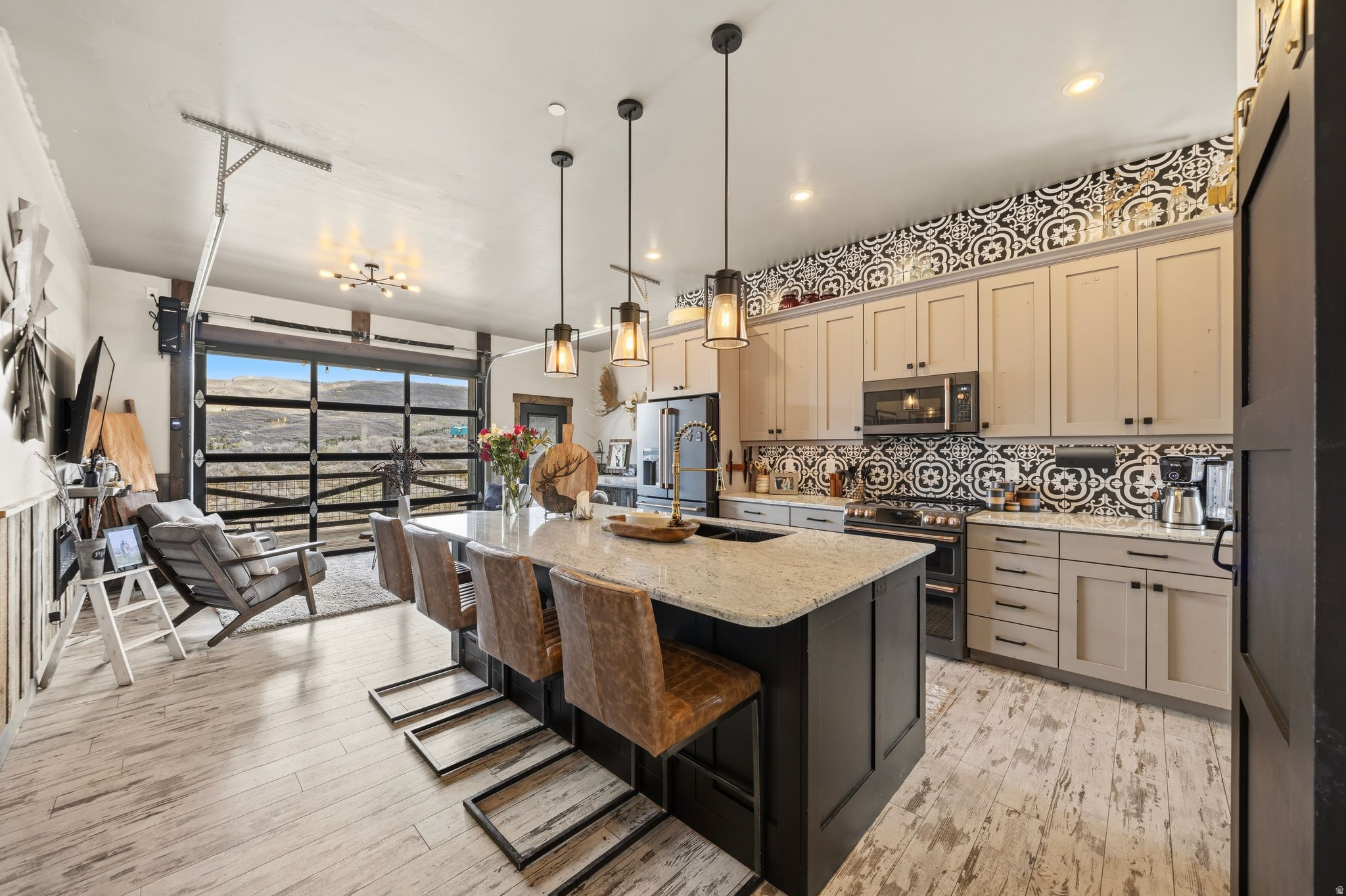 TIMBER LAKES - Residential