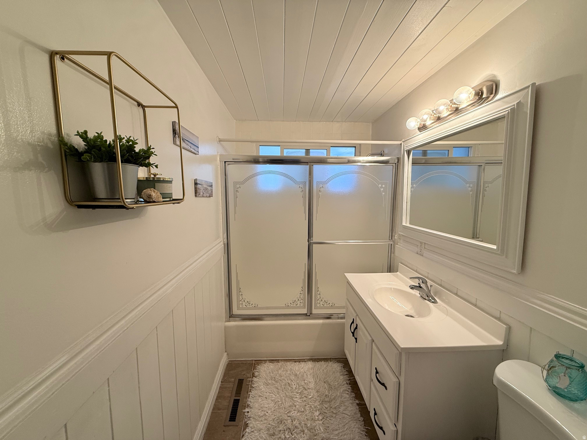 WHITE CITY - Residential