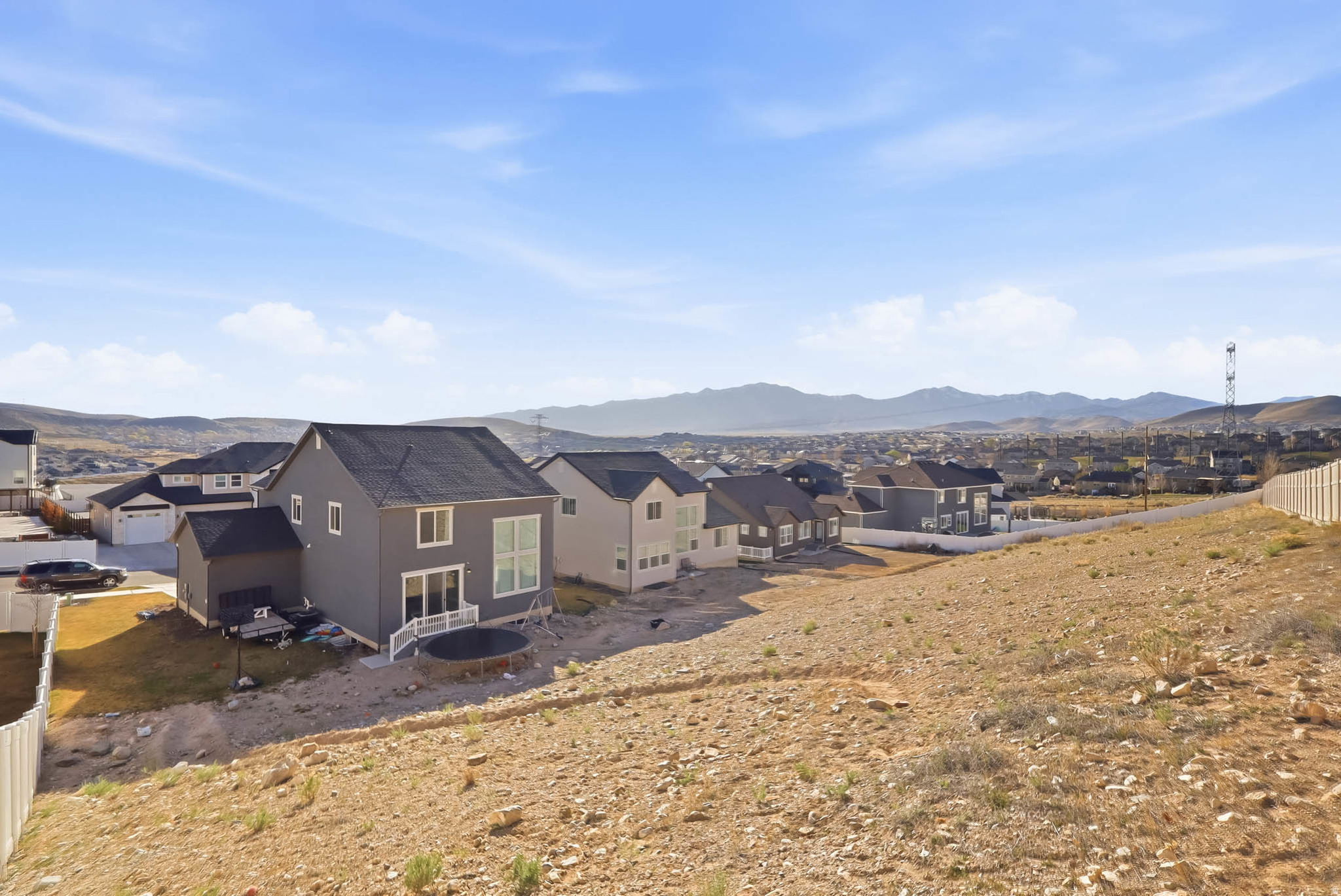 QUAILHILL - Residential