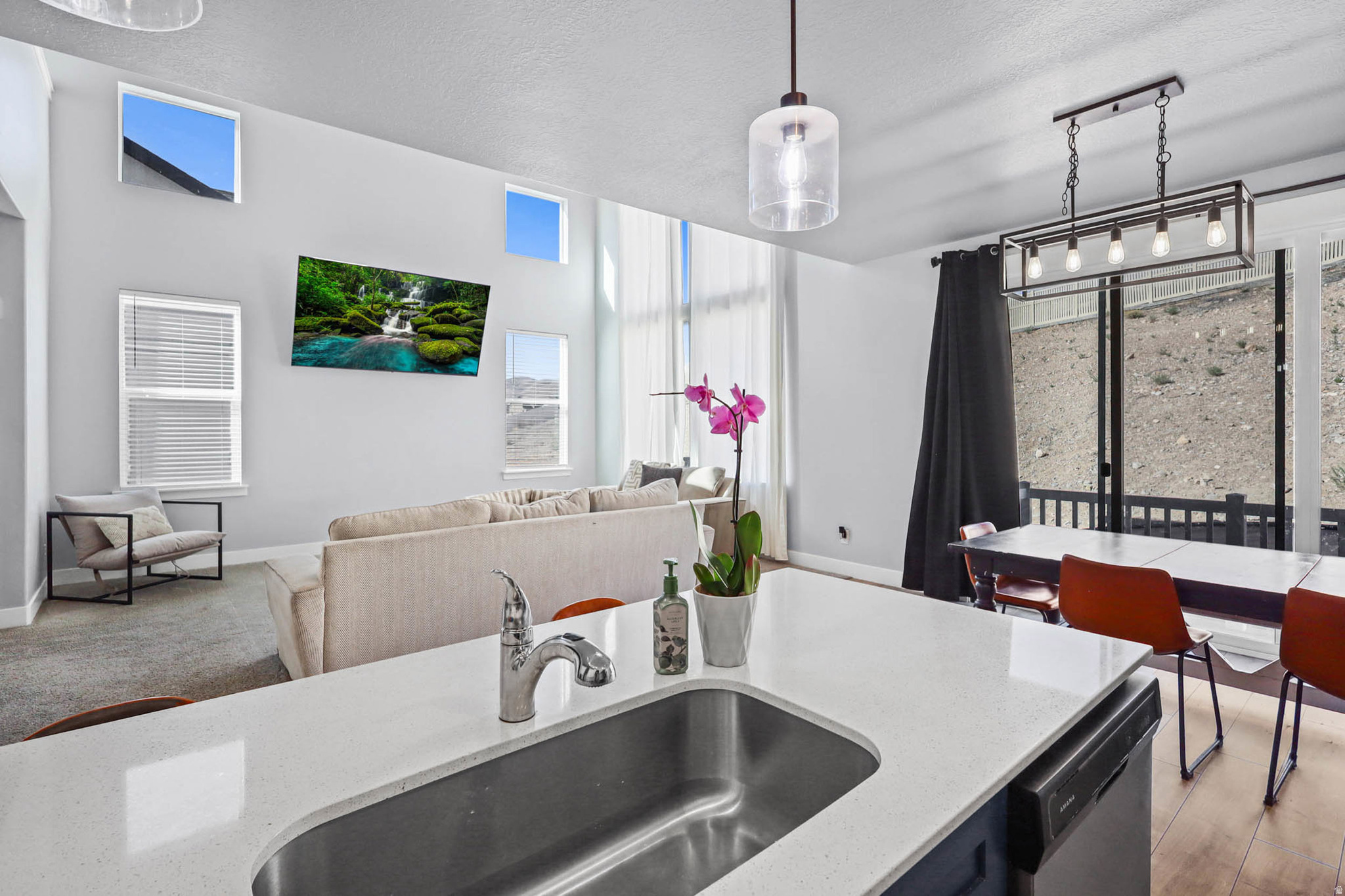 QUAILHILL - Residential