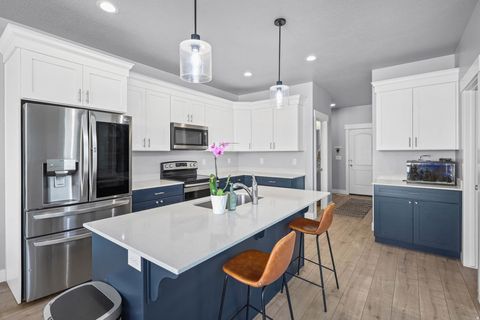 Tiny photo for 586 N HILL VIEW DR, Saratoga Springs, UT 84045 (MLS # 2148655)