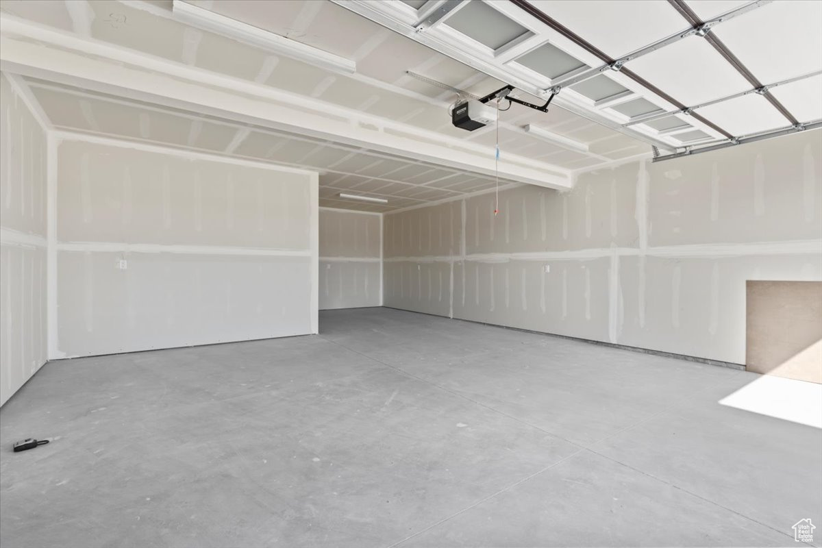 HEATHER ON PARKWAY - Residential