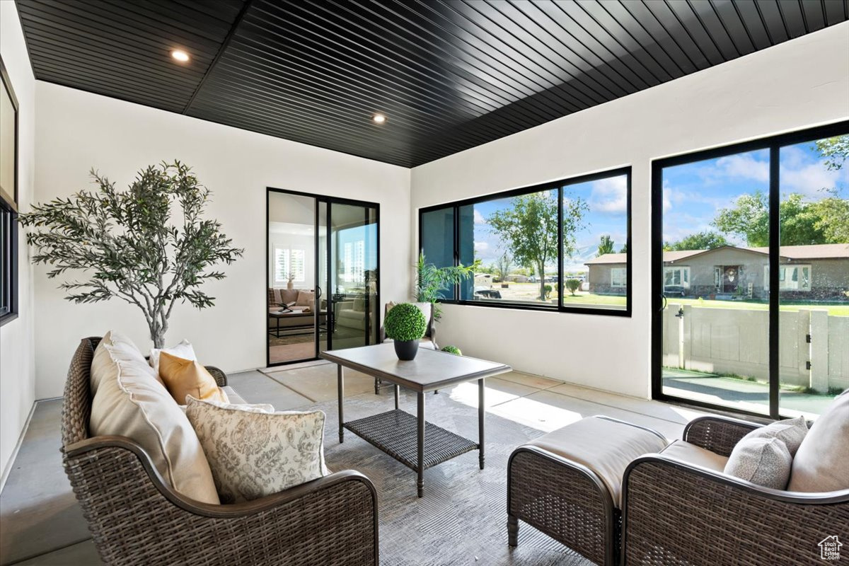 HEATHER ON PARKWAY - Residential