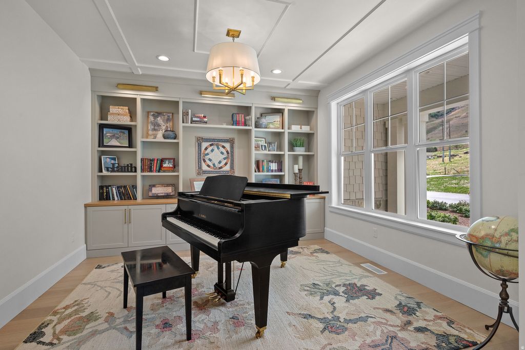 Photo of 8283 S SUNRIDGE LN, Payson, UT 84651 (MLS # 2150785)