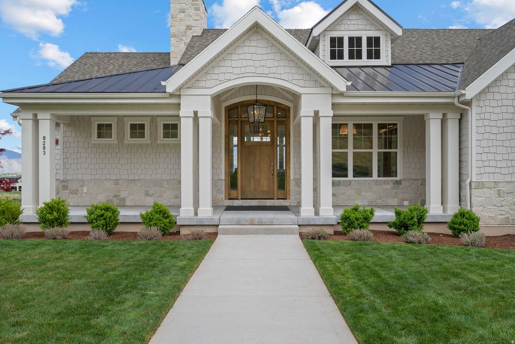 Photo of 8283 S SUNRIDGE LN, Payson, UT 84651 (MLS # 2150785)