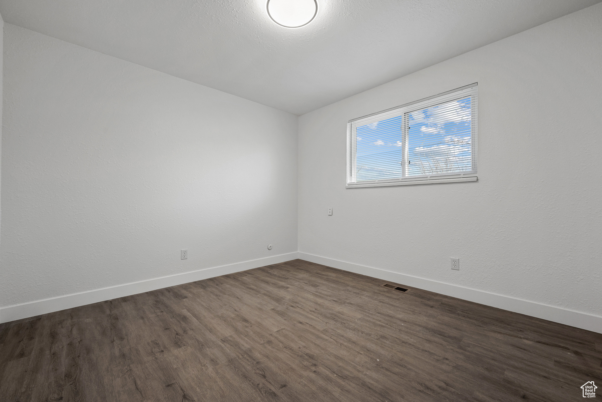 337 S 400, Tooele, Utah image 21