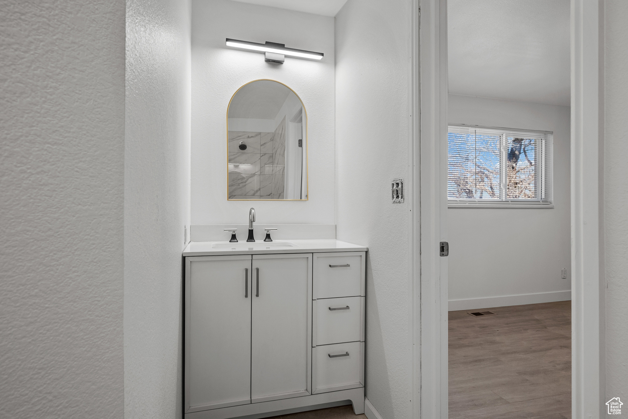 337 S 400, Tooele, Utah image 19