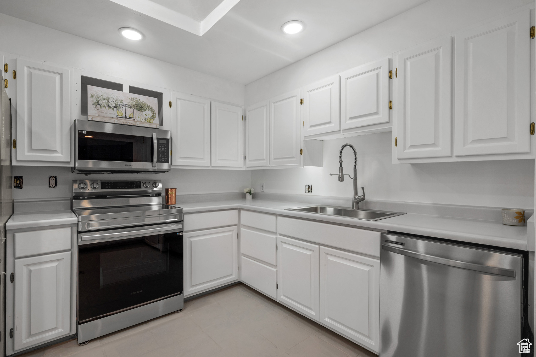 337 S 400, Tooele, Utah image 8