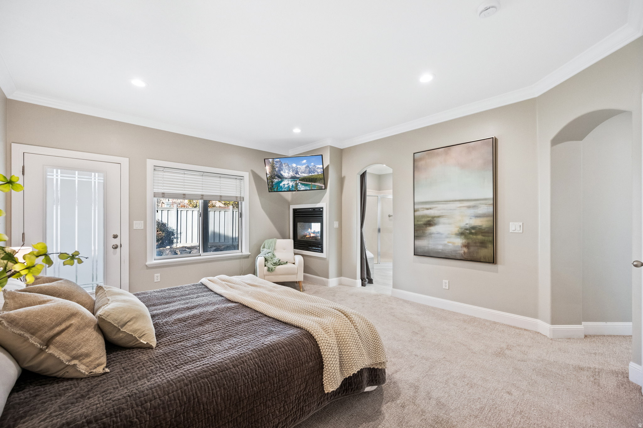 MOUNT AIREY - Residential