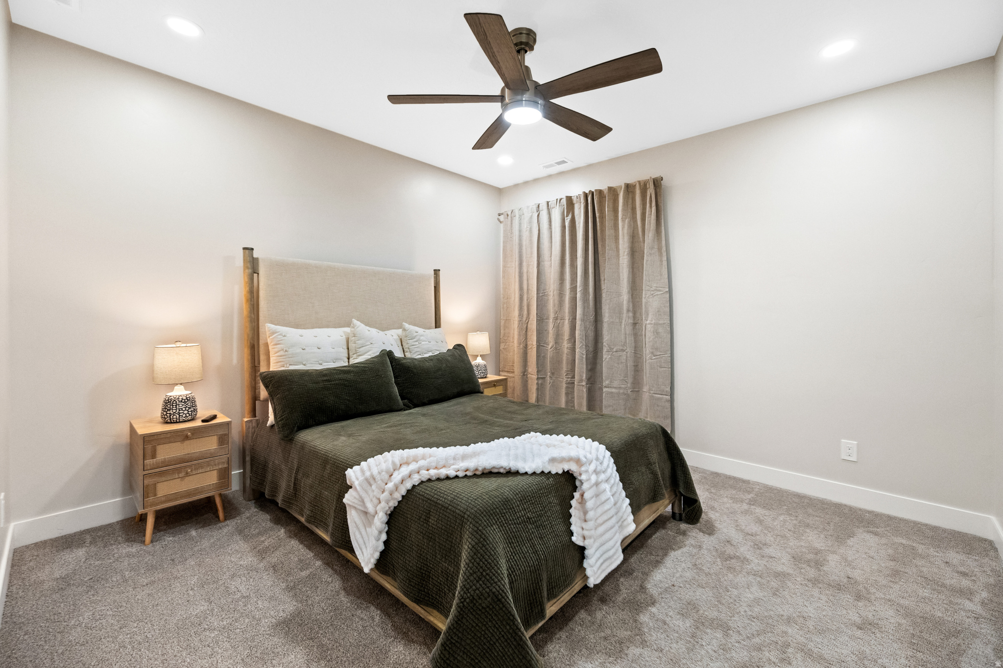 MOUNT AIREY - Residential