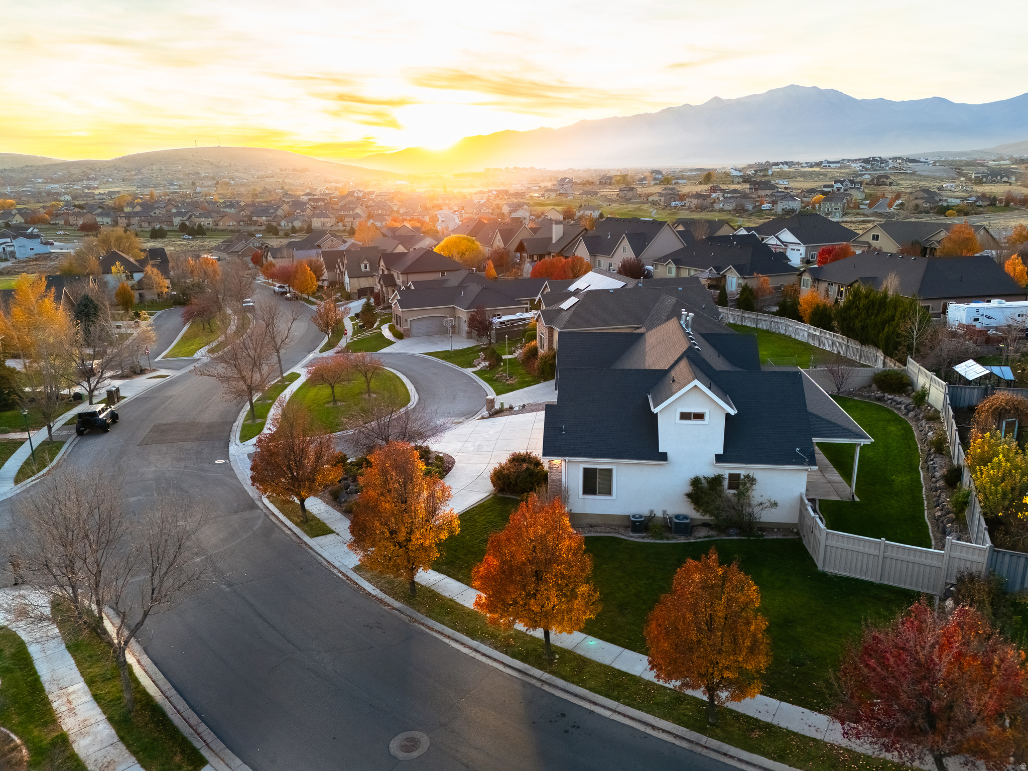 MOUNT AIREY - Residential