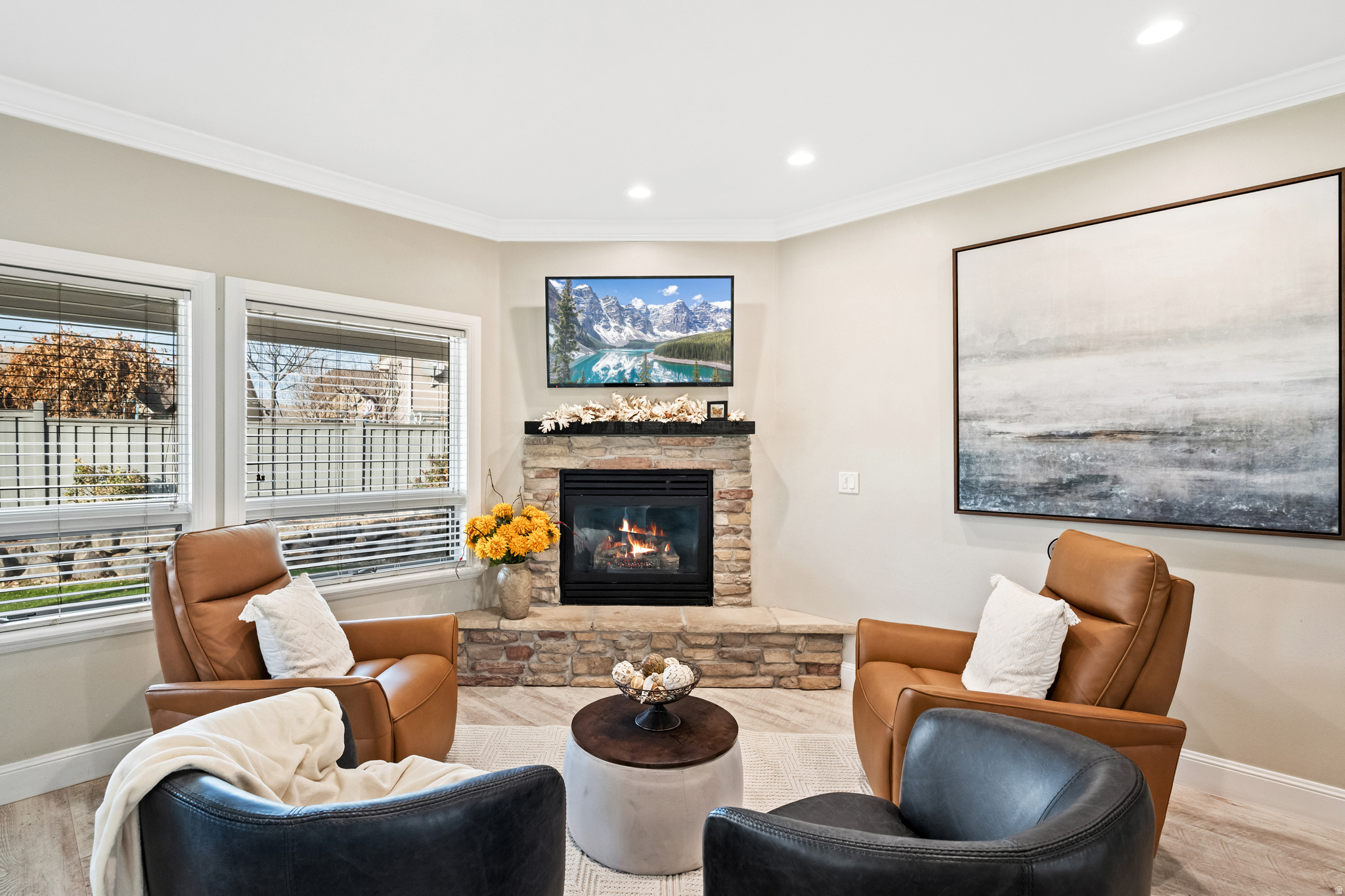 MOUNT AIREY - Residential