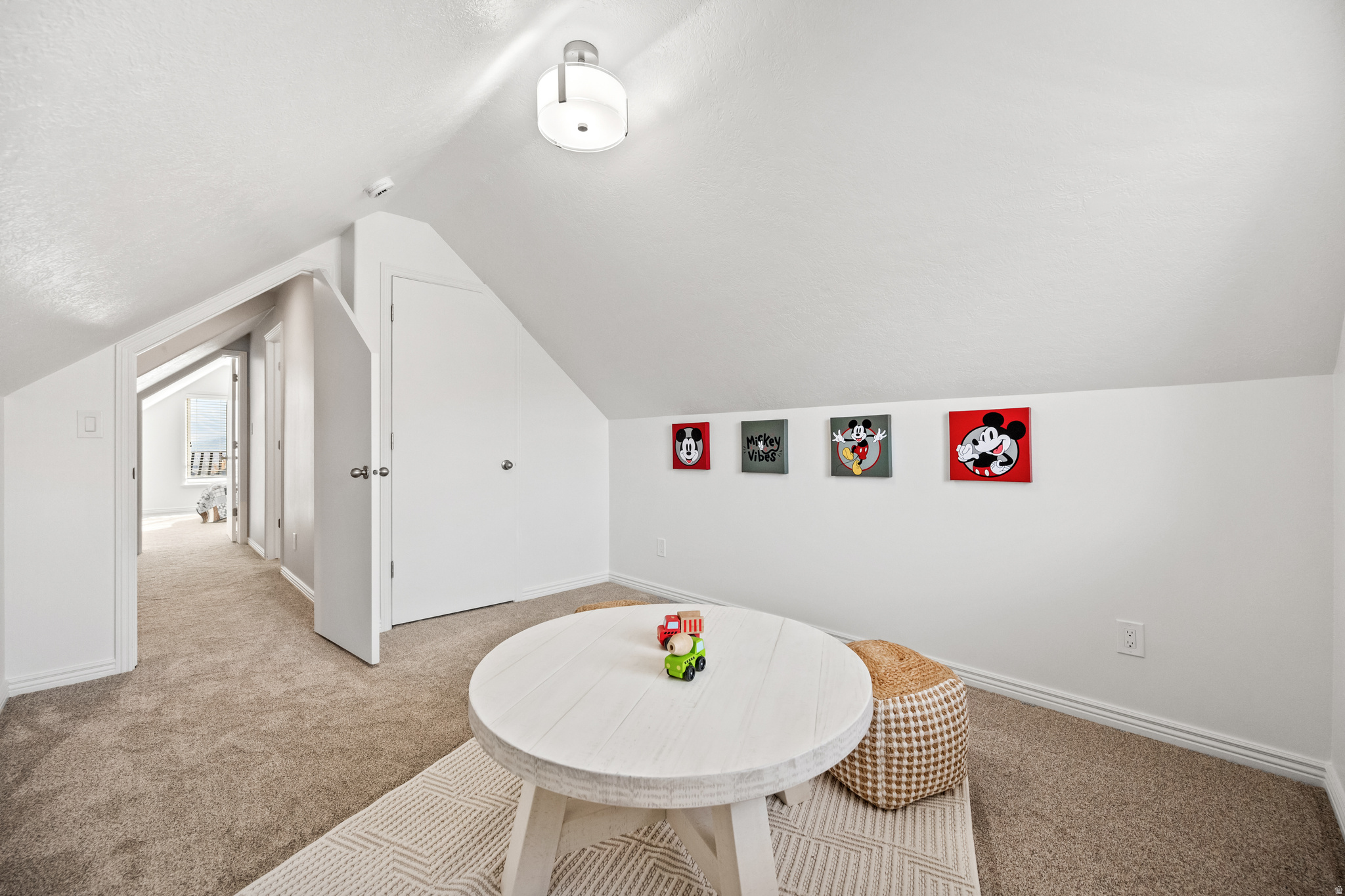 MOUNT AIREY - Residential