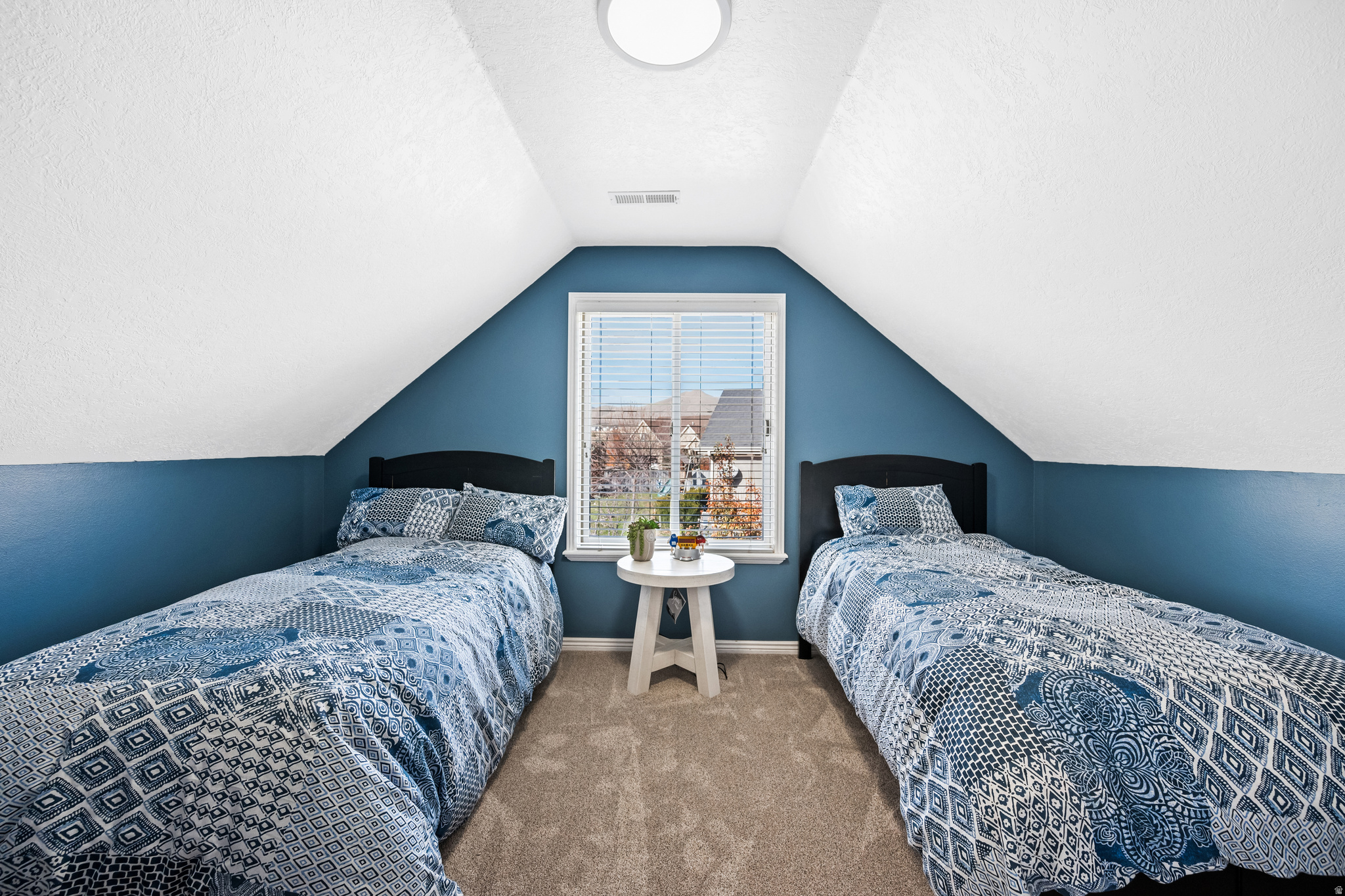 MOUNT AIREY - Residential