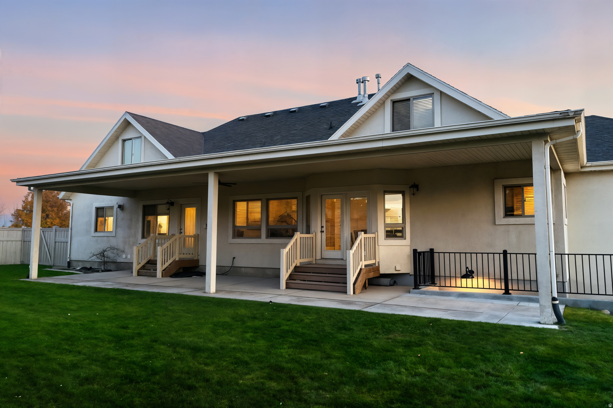 MOUNT AIREY - Residential