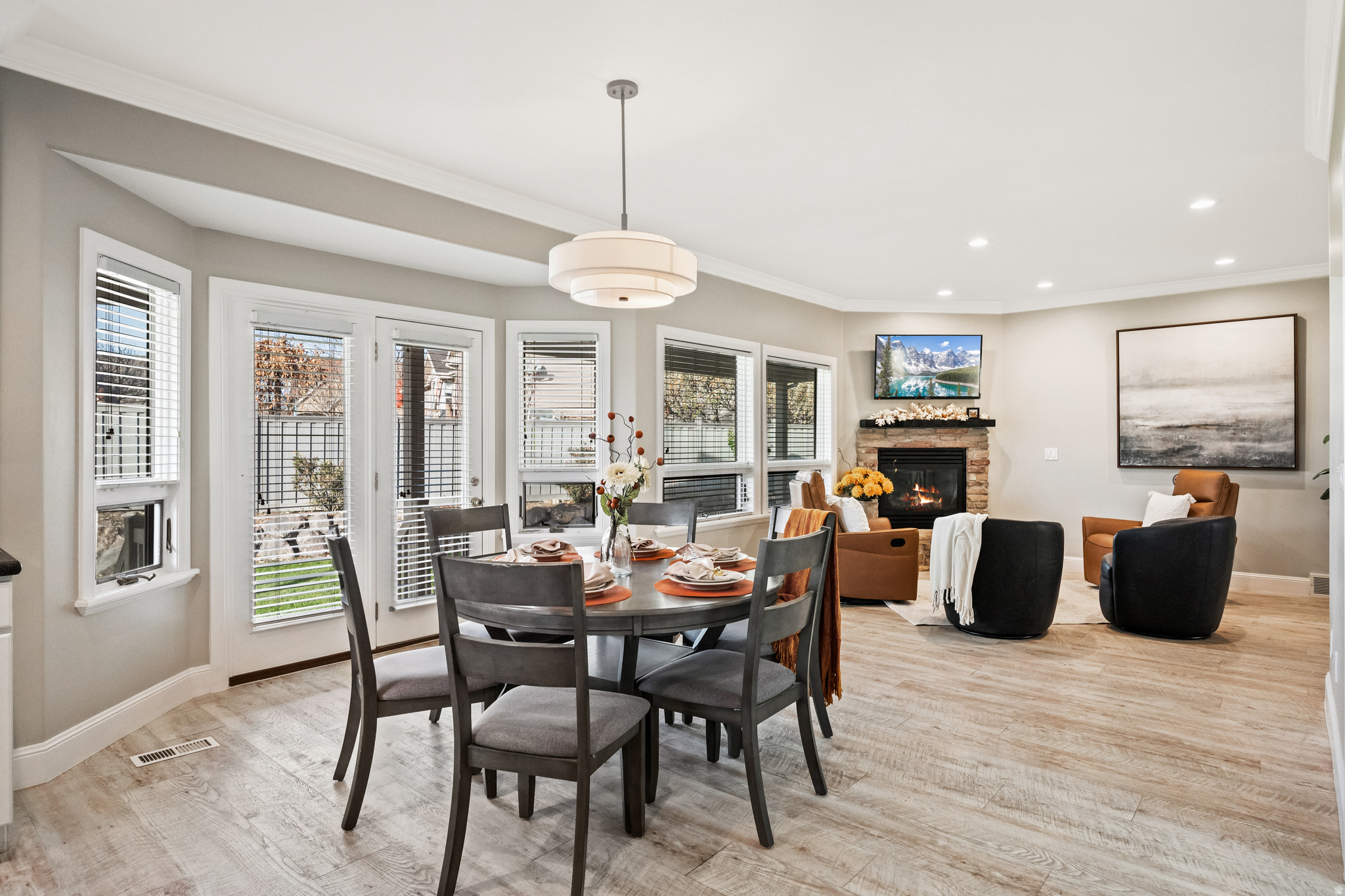 MOUNT AIREY - Residential