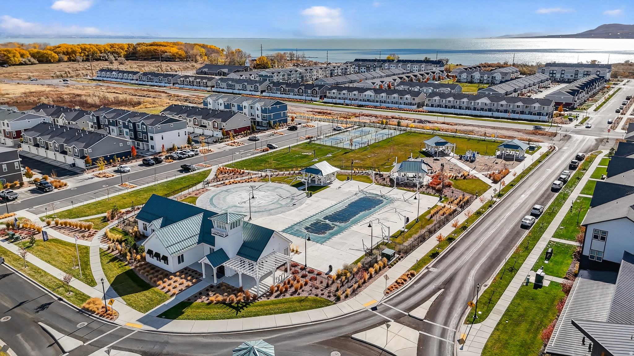 NORTHSHORE - Residential