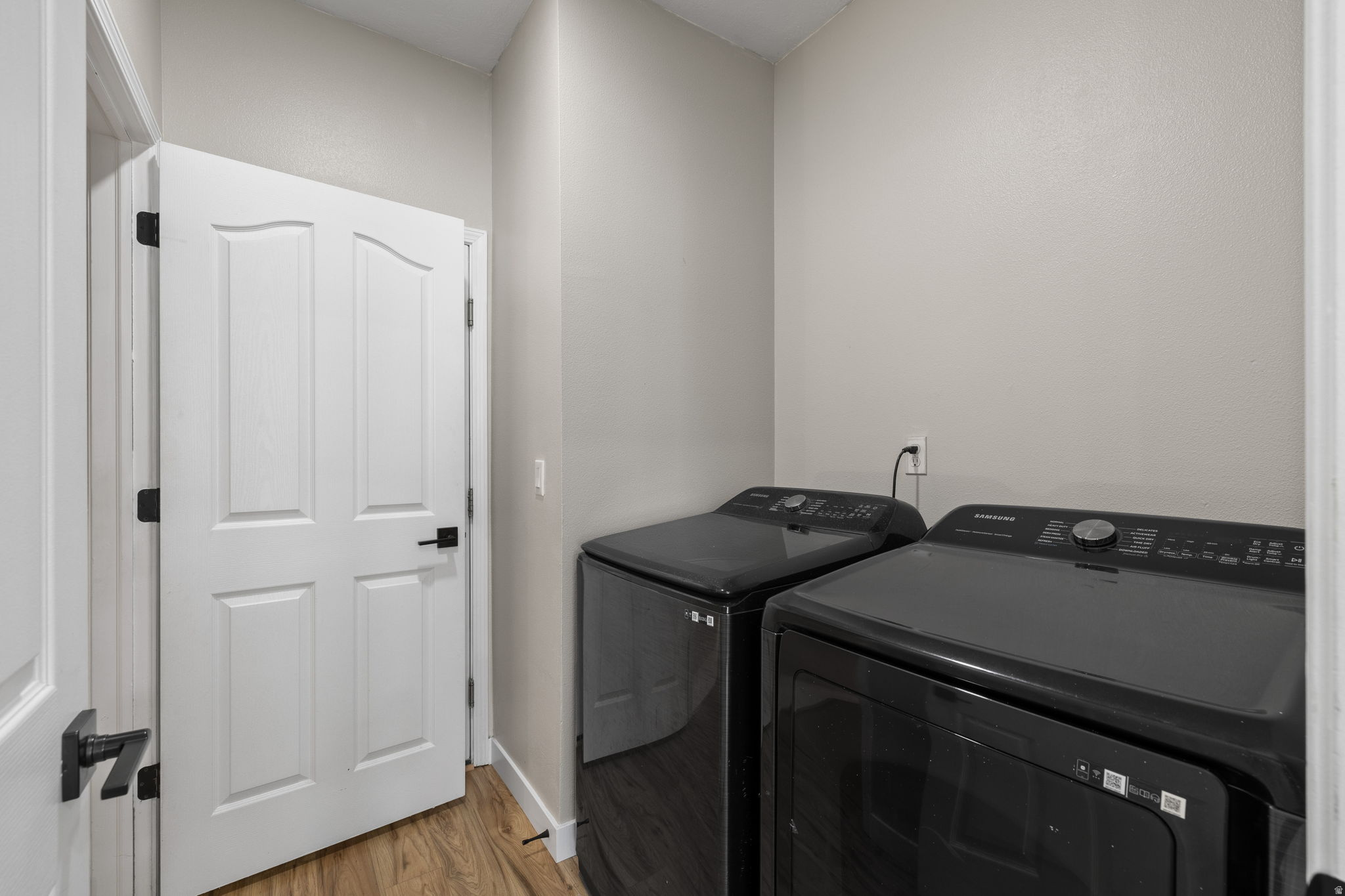 COTTAGES AT ELK RUN - Residential