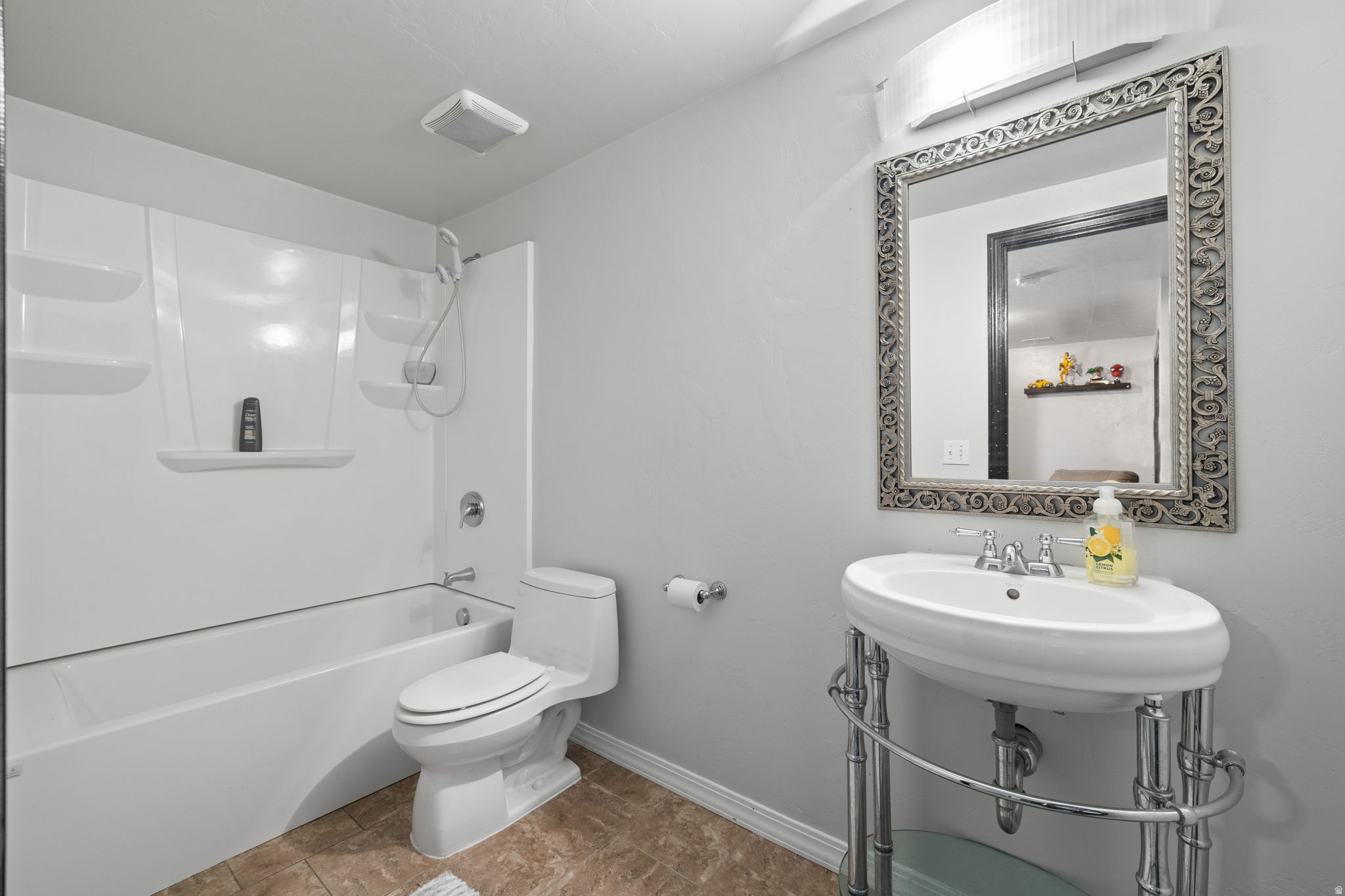 COTTAGES AT ELK RUN - Residential