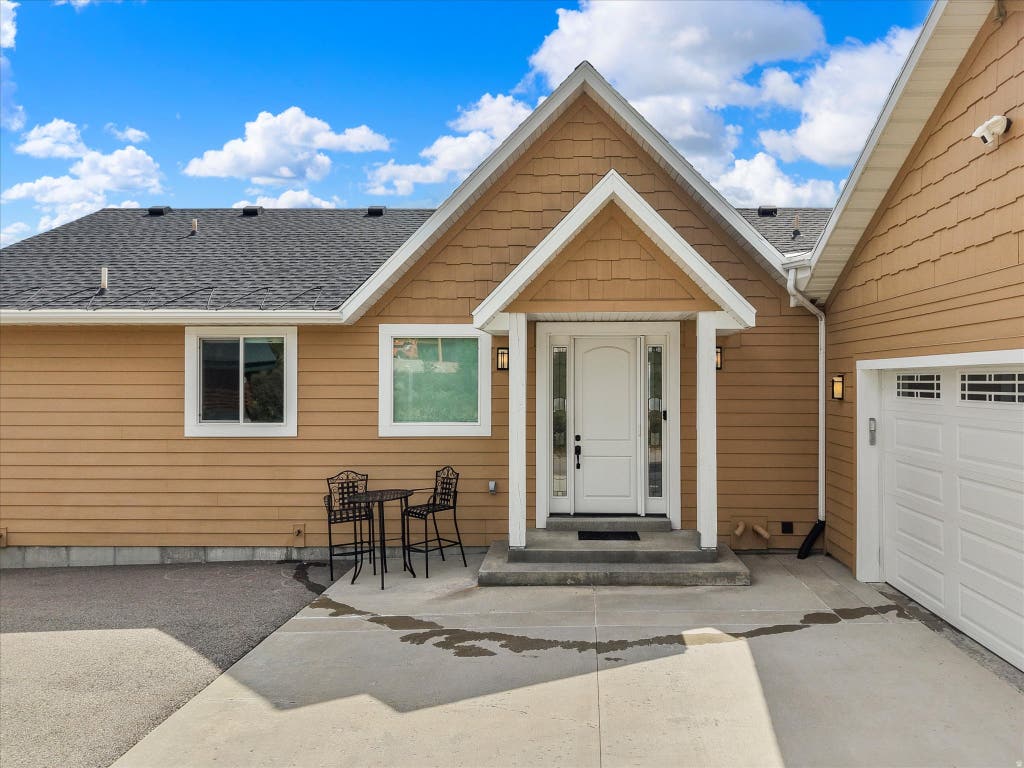 Photo of 901 HICKOCK DR, Fish Haven, ID 83287 (MLS # 2179502)