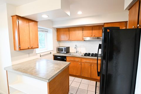 Tiny photo for 2220 E MURRAY HOLLADAY RD #206, Holladay, UT 84117 (MLS # 2142167)