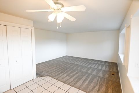 Tiny photo for 2220 E MURRAY HOLLADAY RD #206, Holladay, UT 84117 (MLS # 2142167)