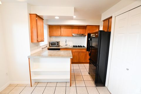 Tiny photo for 2220 E MURRAY HOLLADAY RD #206, Holladay, UT 84117 (MLS # 2142167)