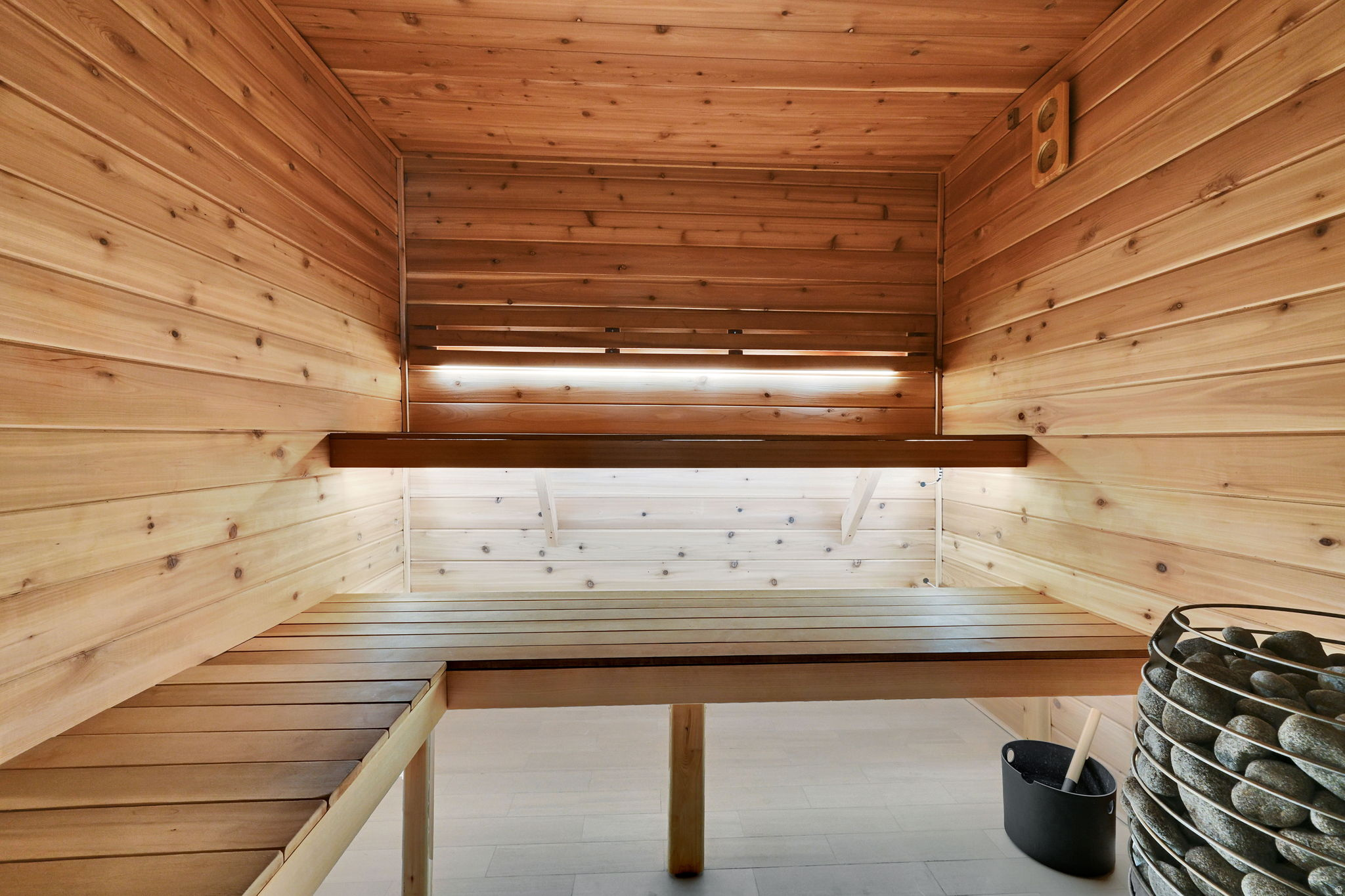 HIGHLANDS BLUFF - Residential