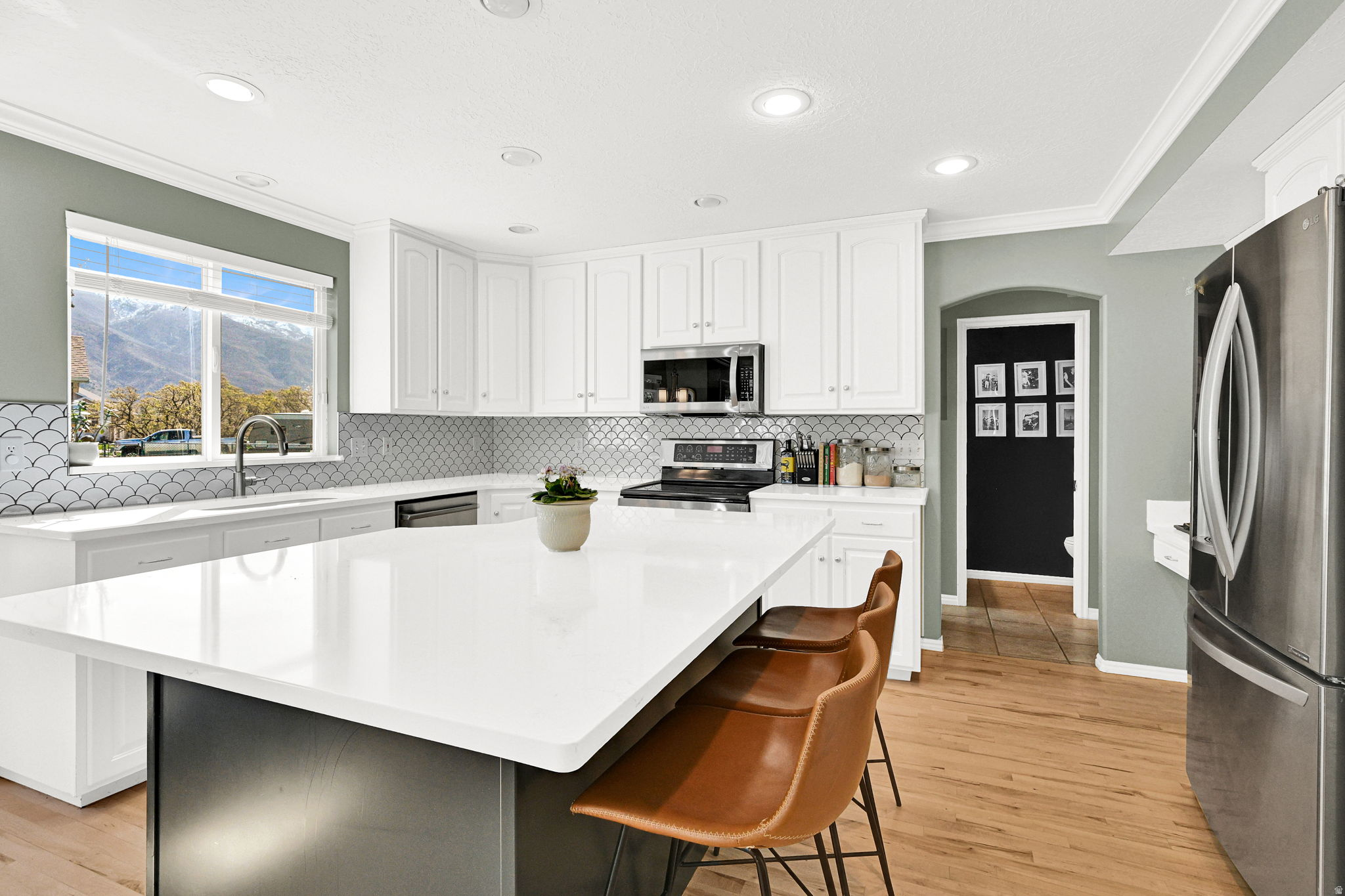 HIGHLANDS BLUFF - Residential