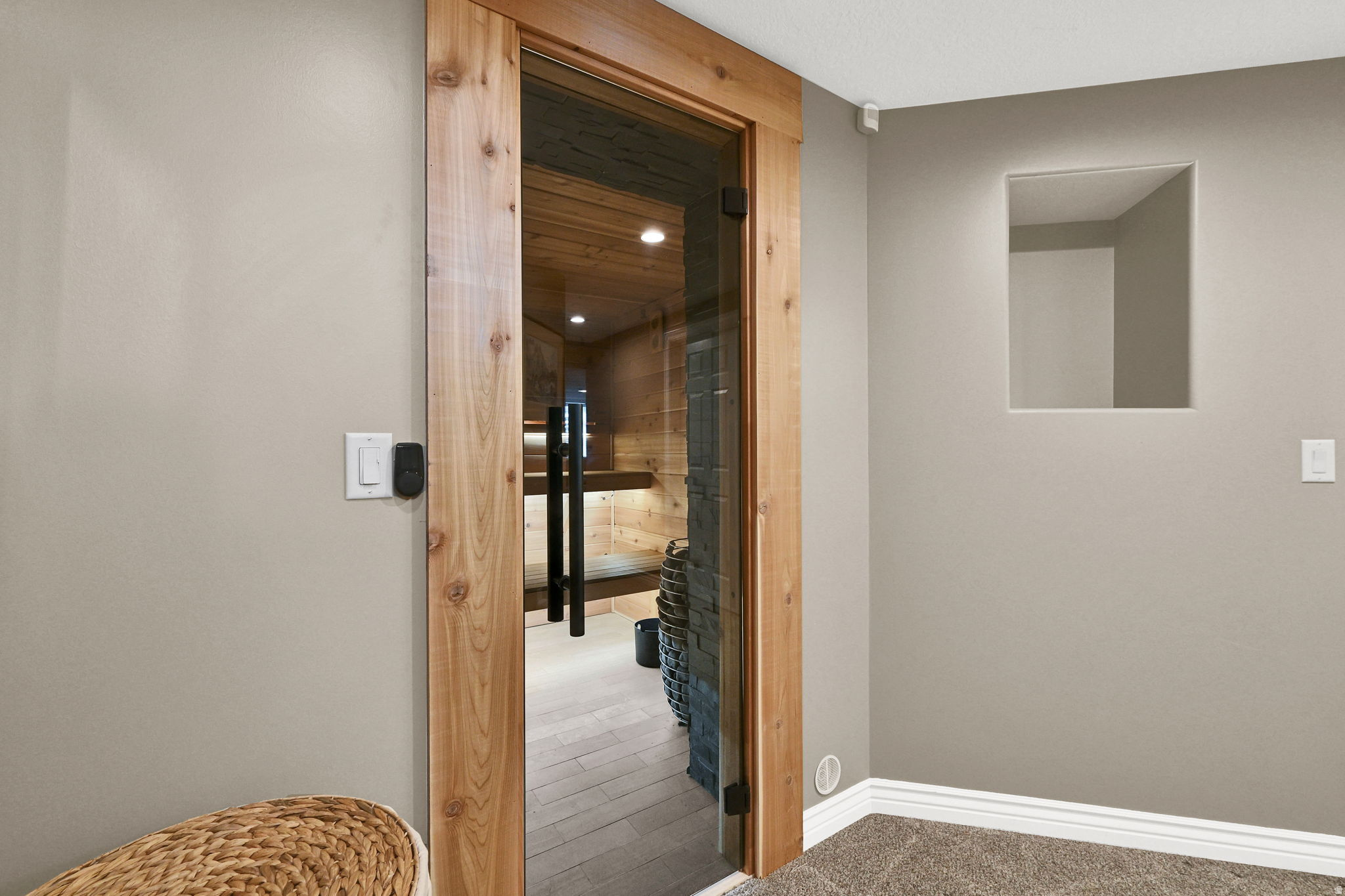 HIGHLANDS BLUFF - Residential