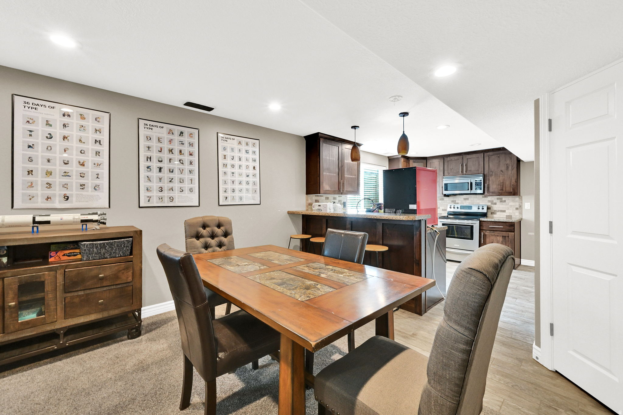 HIGHLANDS BLUFF - Residential