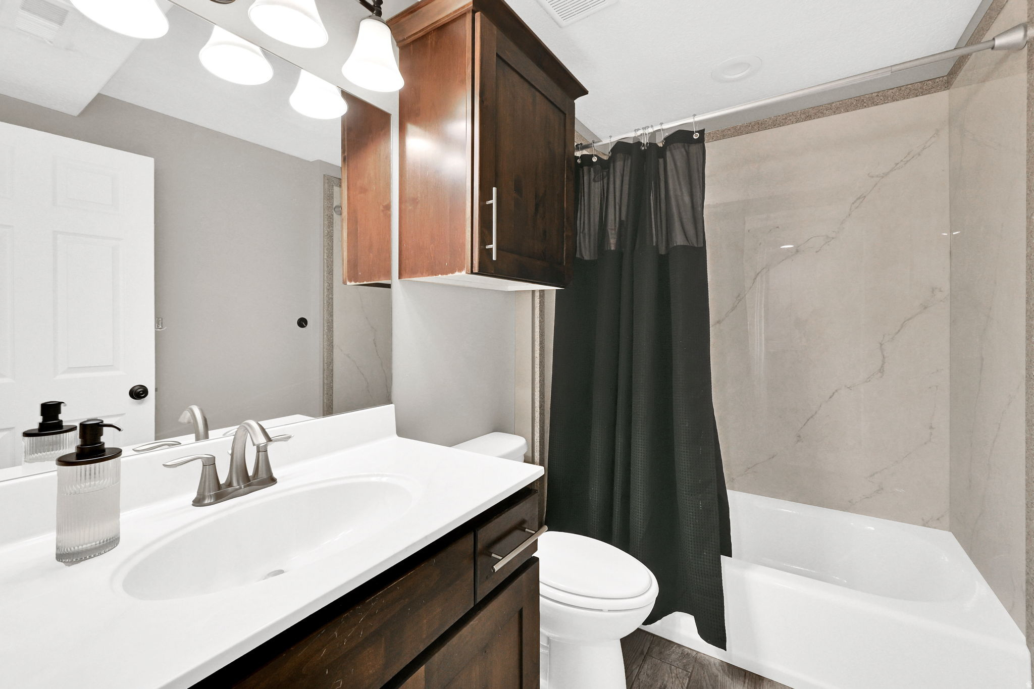 HIGHLANDS BLUFF - Residential