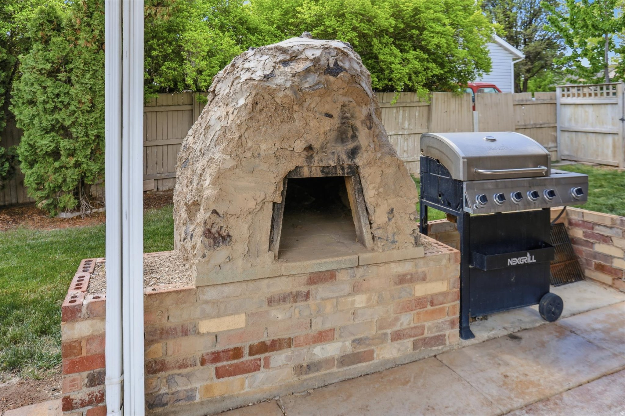 MEDALLION COVE - Residential