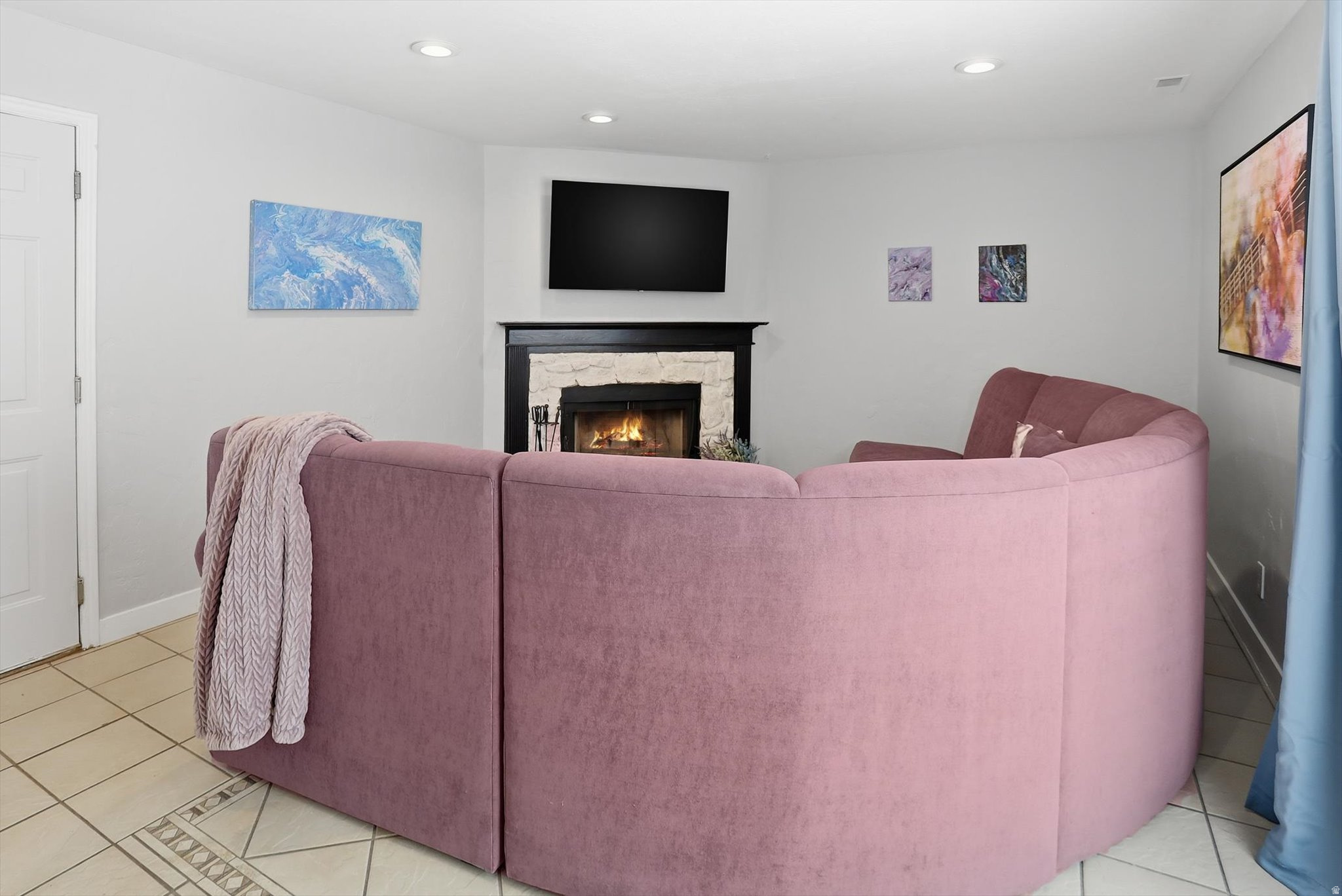 MEDALLION COVE - Residential