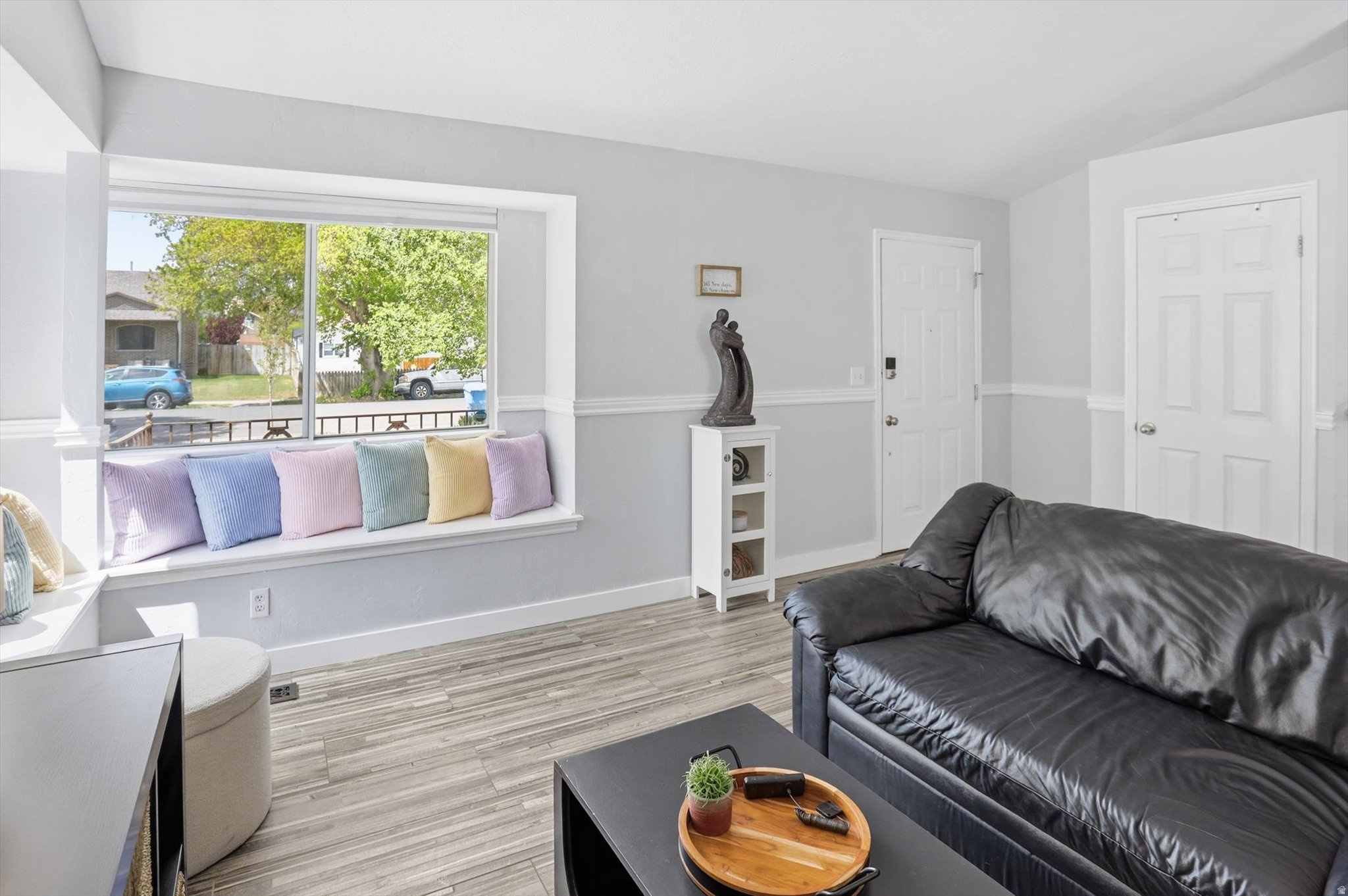 MEDALLION COVE - Residential