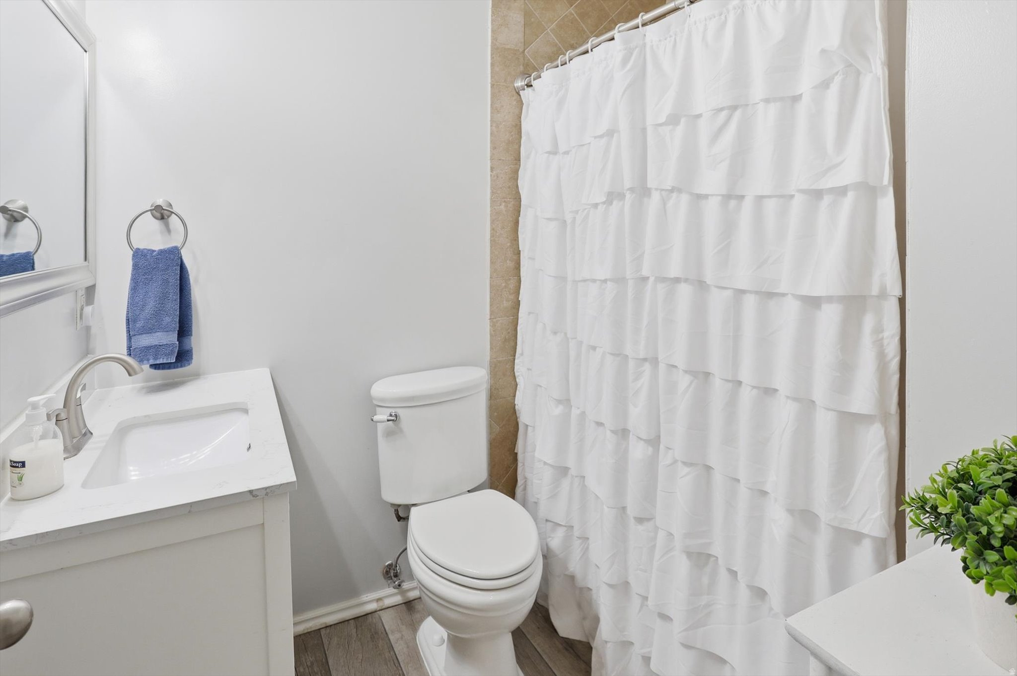 MEDALLION COVE - Residential