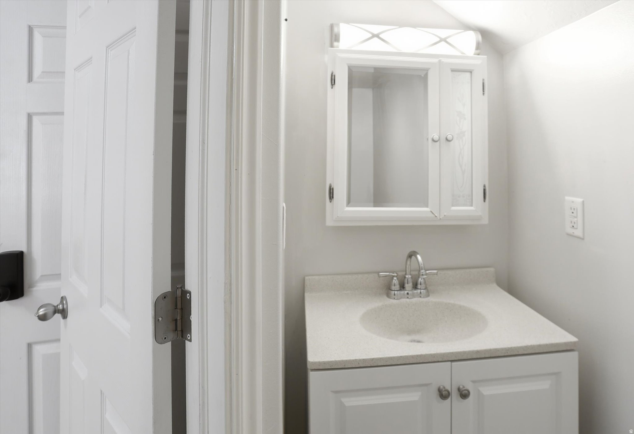 MEDALLION COVE - Residential