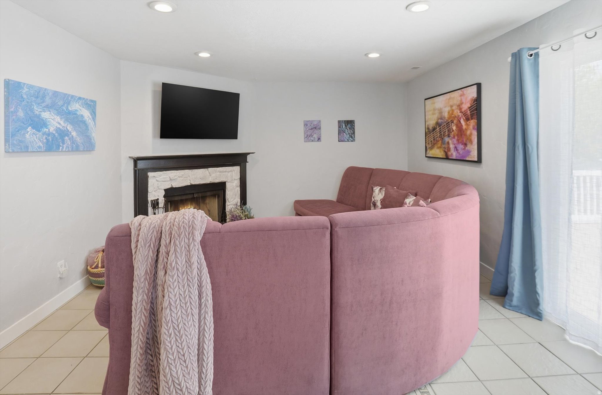 MEDALLION COVE - Residential