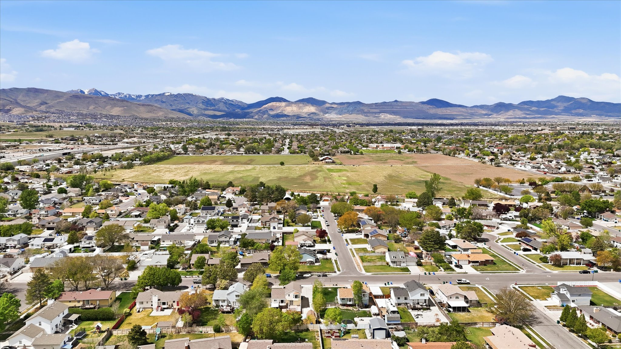 MEDALLION COVE - Residential