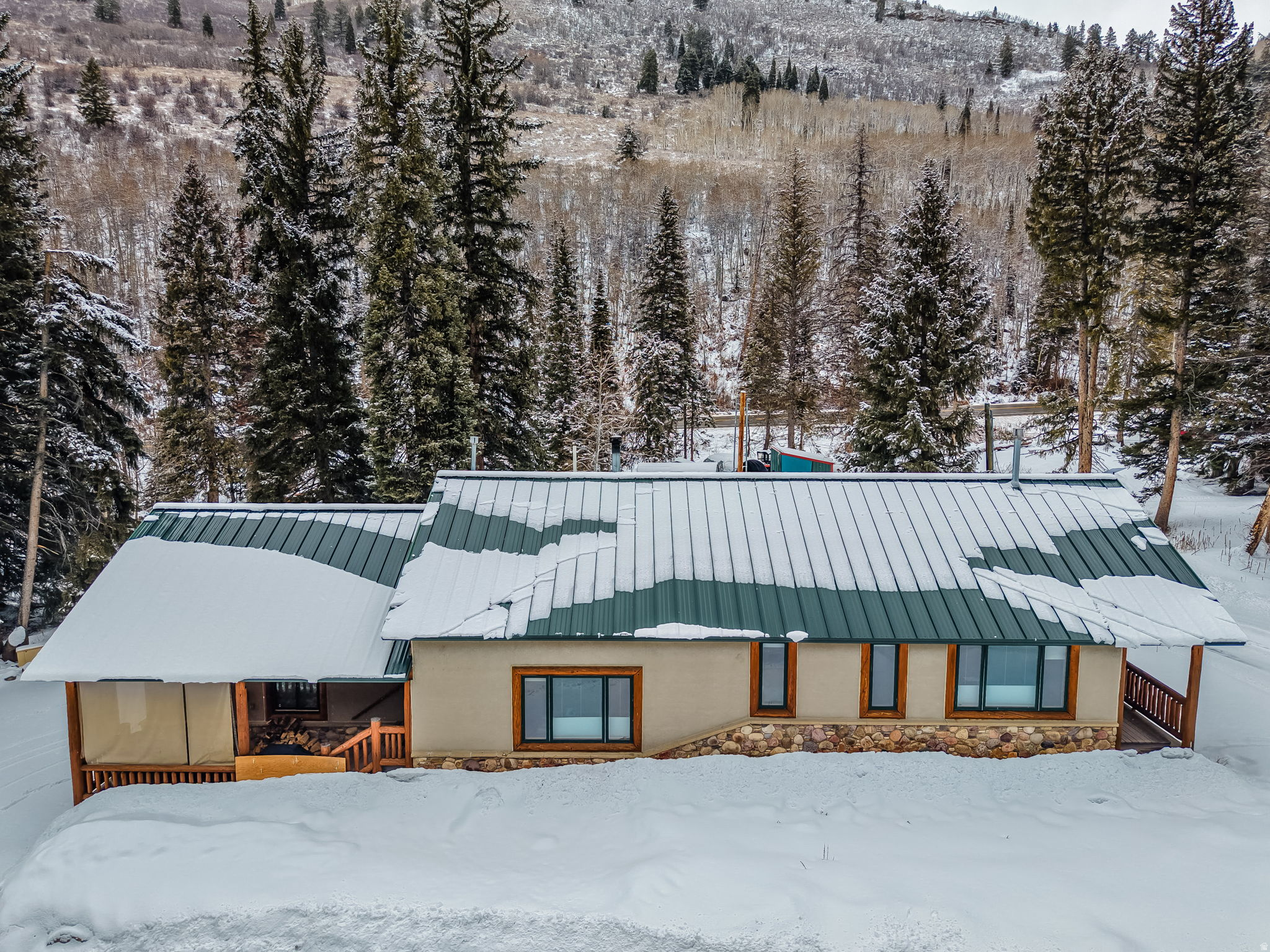 PINE TREE SUB - Residential