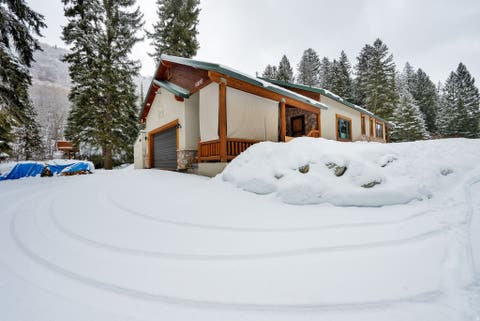Tiny photo for 6272 S MOOSE RUN LN, Salt Lake City, UT 84121 (MLS # 2136935)