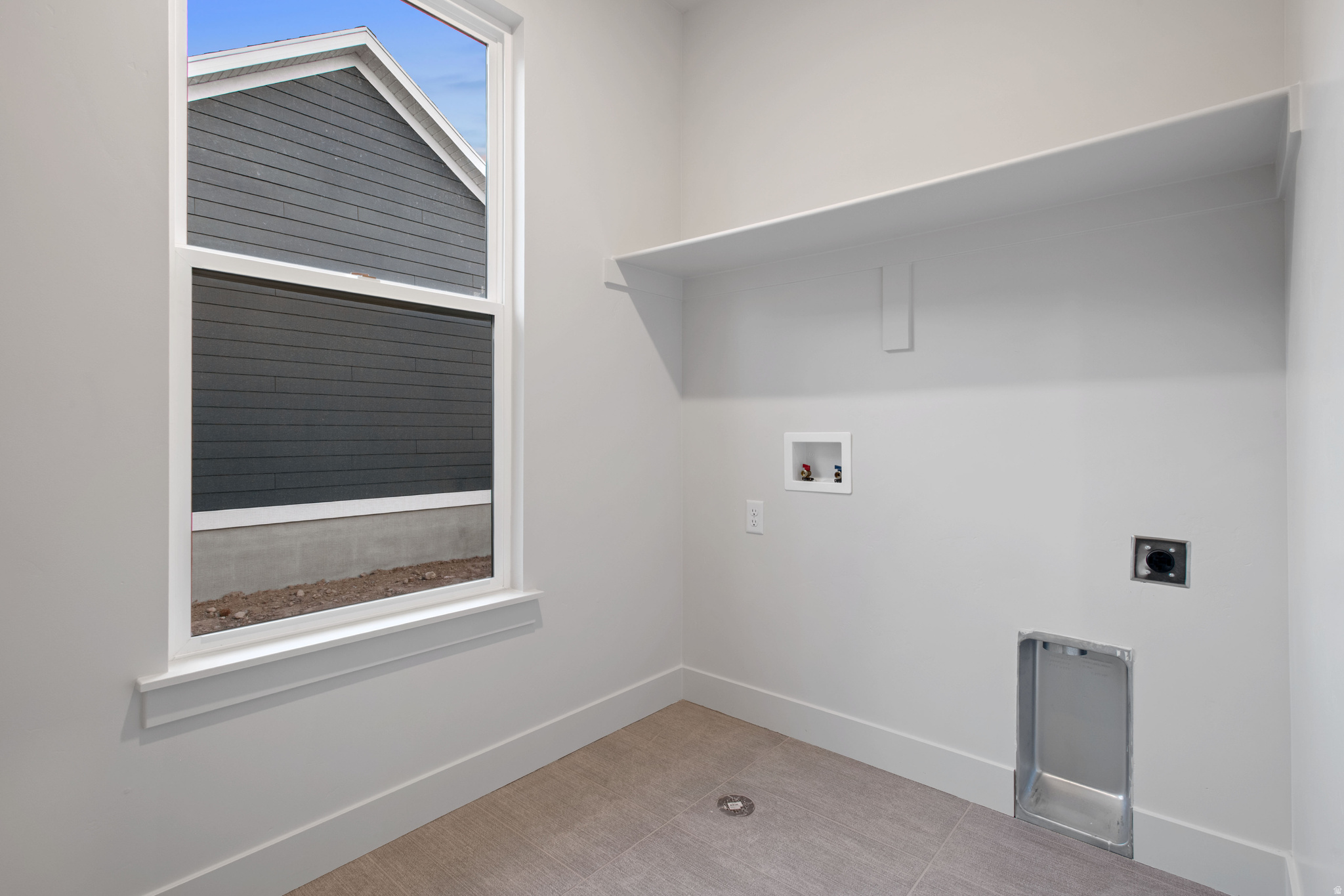 DAYBREAK - Residential