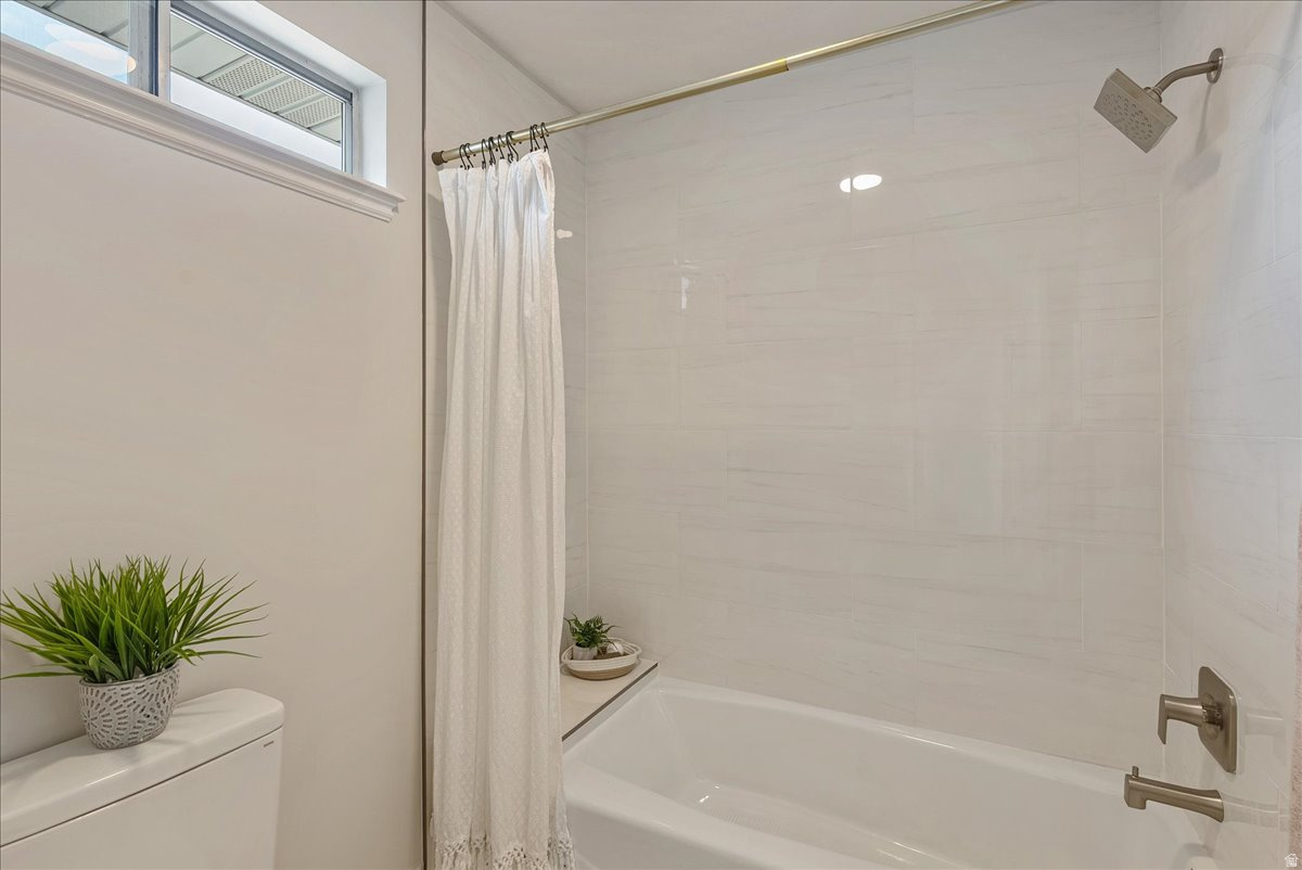 ESPRIT HOMES OF MILLCREEK P U D - Residential