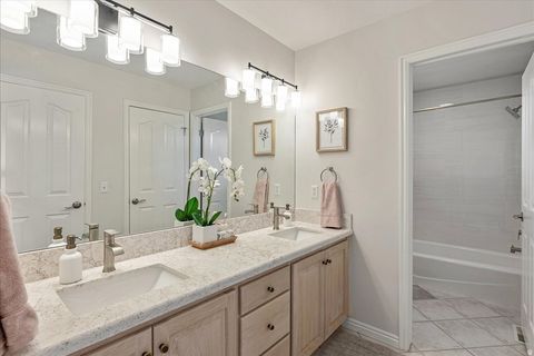 Tiny photo for 3701 S EUROPA DR, Millcreek, UT 84106 (MLS # 2144891)